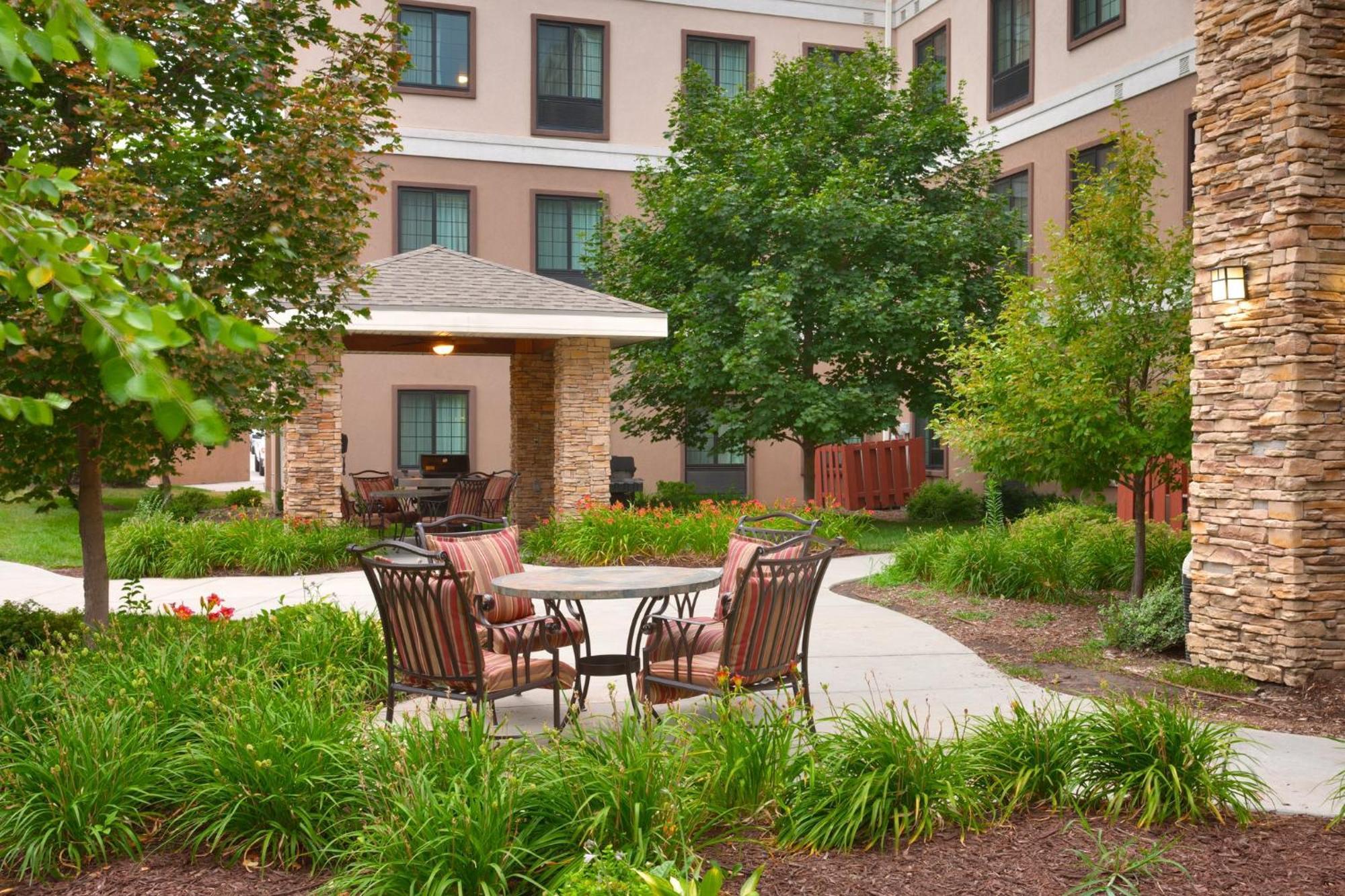 Staybridge Suites Omaha 80Th And Dodge By Ihg Exterior photo